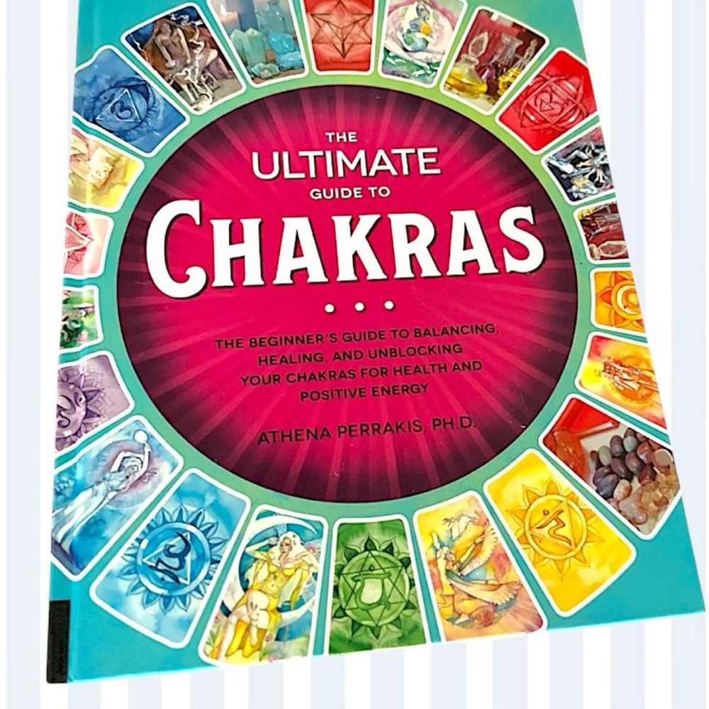 The Ultimate Guide to Chakras Book